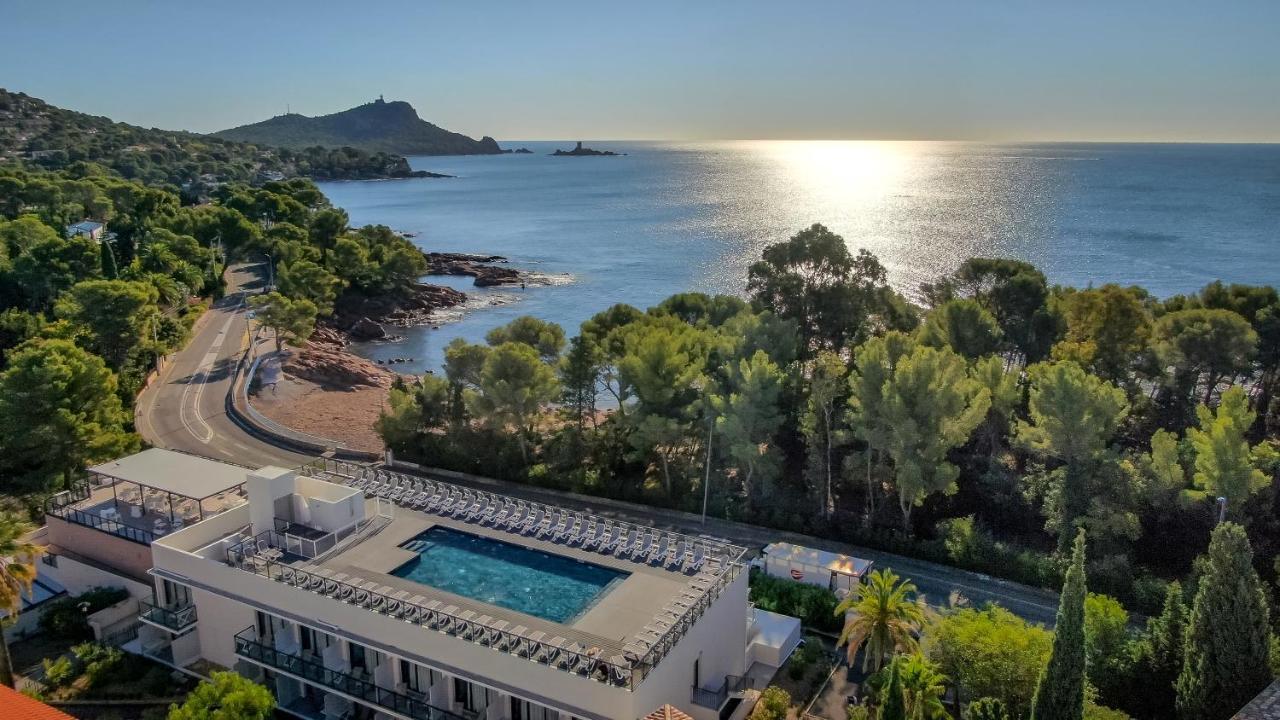 ホテル Sowell Family Riviera Saint-Raphaël エクステリア 写真